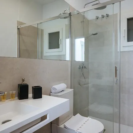 Ninesuites Cathedral Apartment *