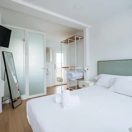 Ninesuites Cathedral Apartment