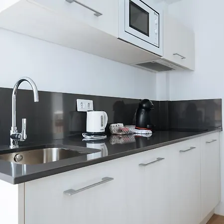 Ninesuites Cathedral Apartment *