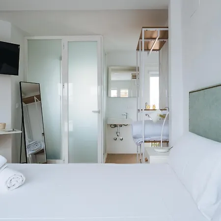 Ninesuites Cathedral * Seville